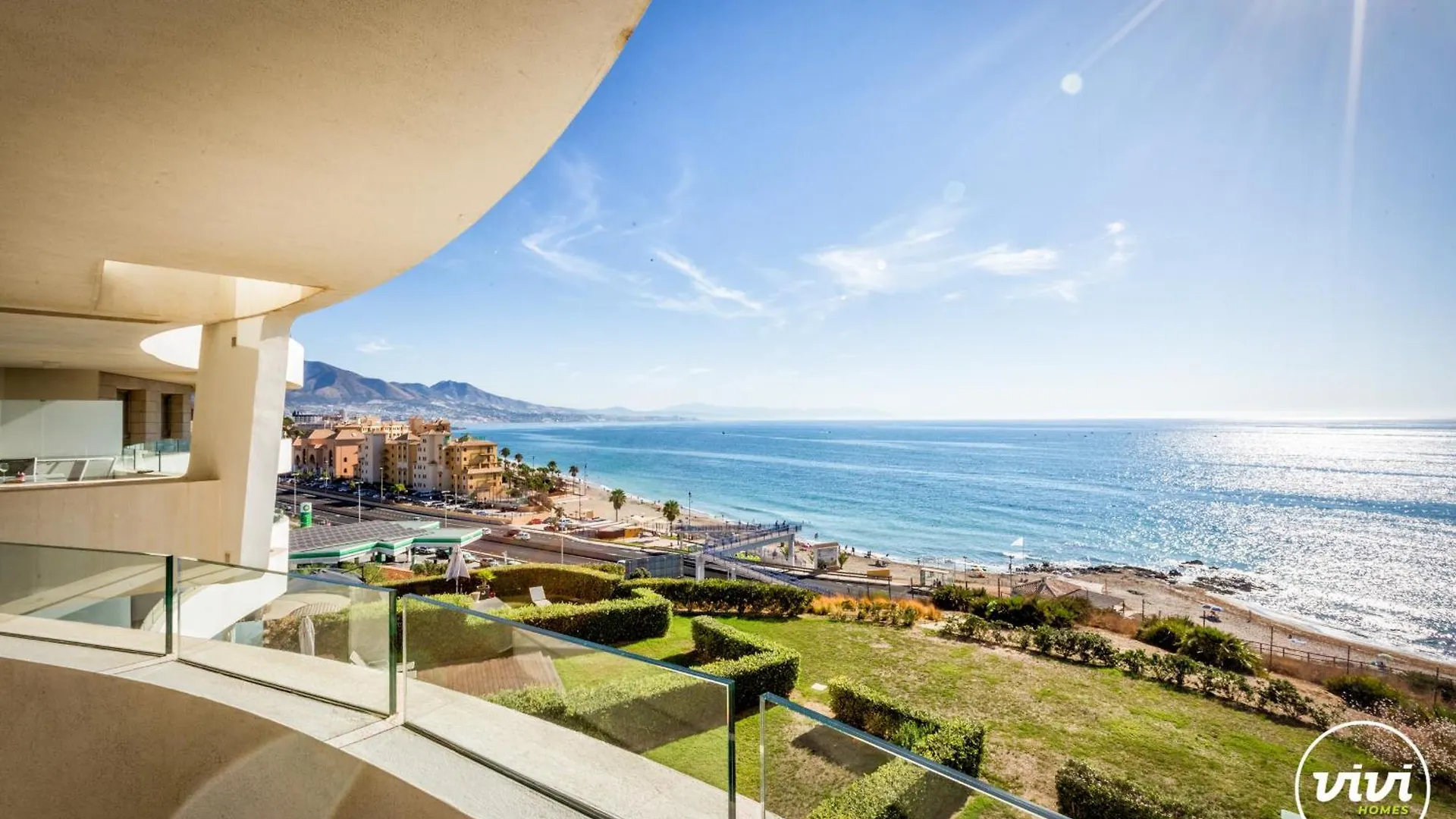 Apartment Vivi Homes - Emerald Pool, Sea View, Gym & Sauna El Faro Spain