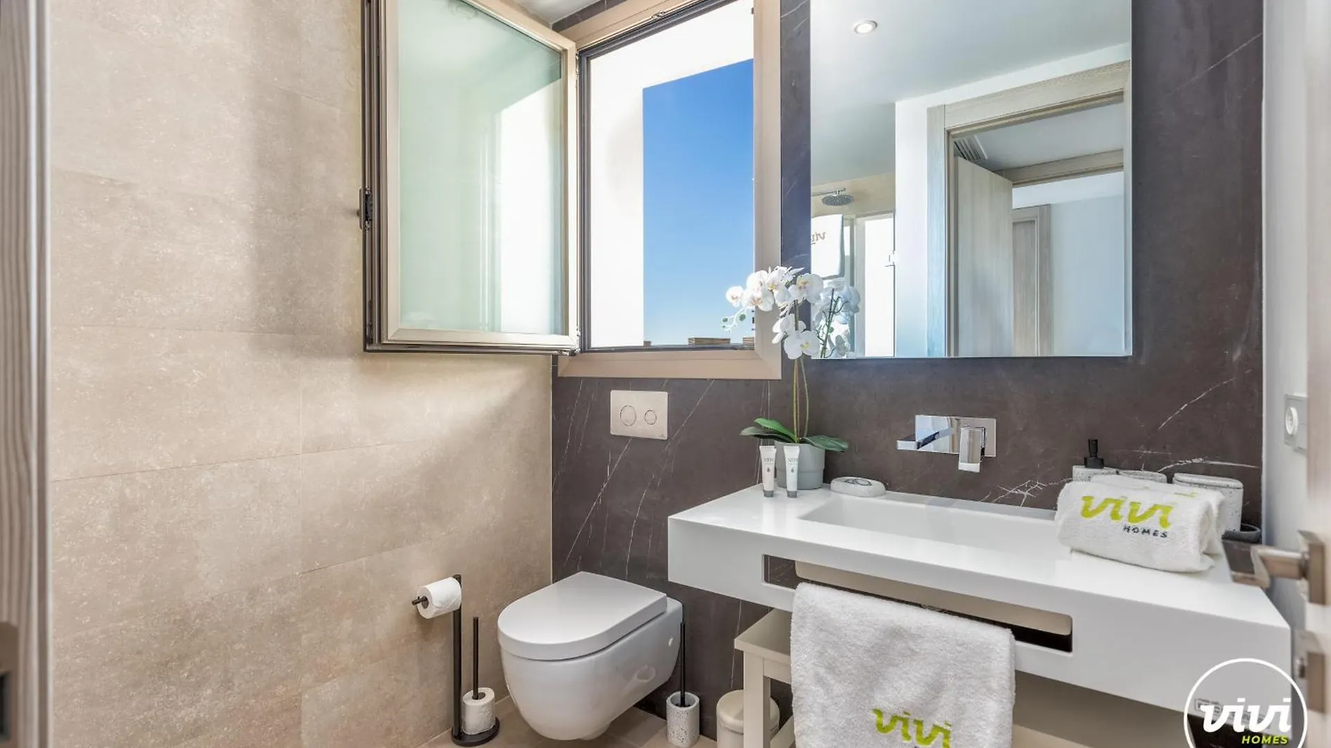 Apartment Vivi Homes - Emerald Pool, Sea View, Gym & Sauna El Faro